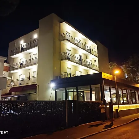 Garisenda - In Centro A - Hotell 3*
