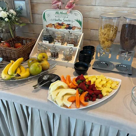 Garisenda -b&b&brunch In Centro A Riccione- 3* Riccione